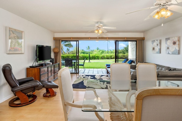 Appartamento, 2 camere da letto | Pasti in camera