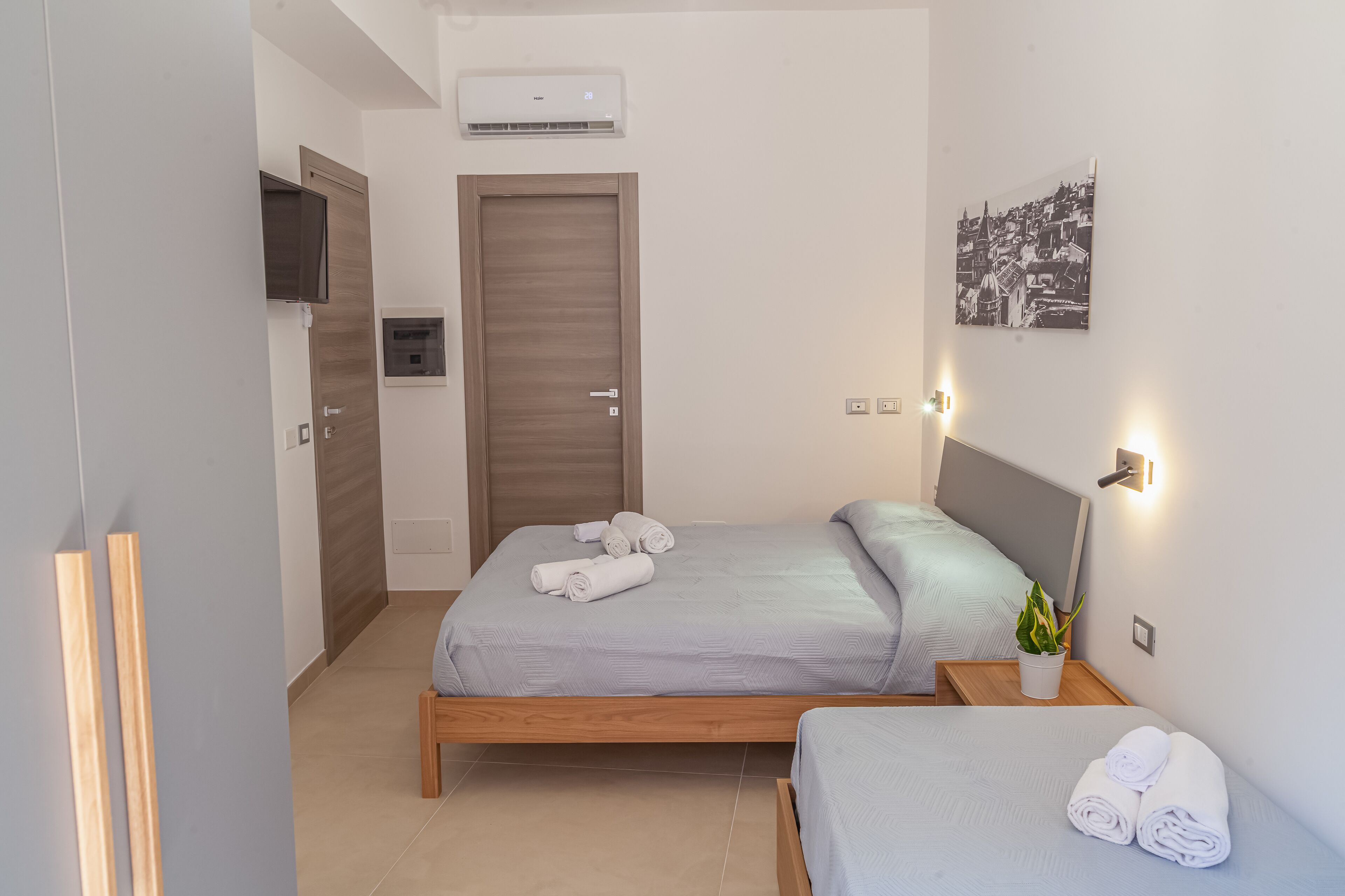 Photo - Isgrò Rooms