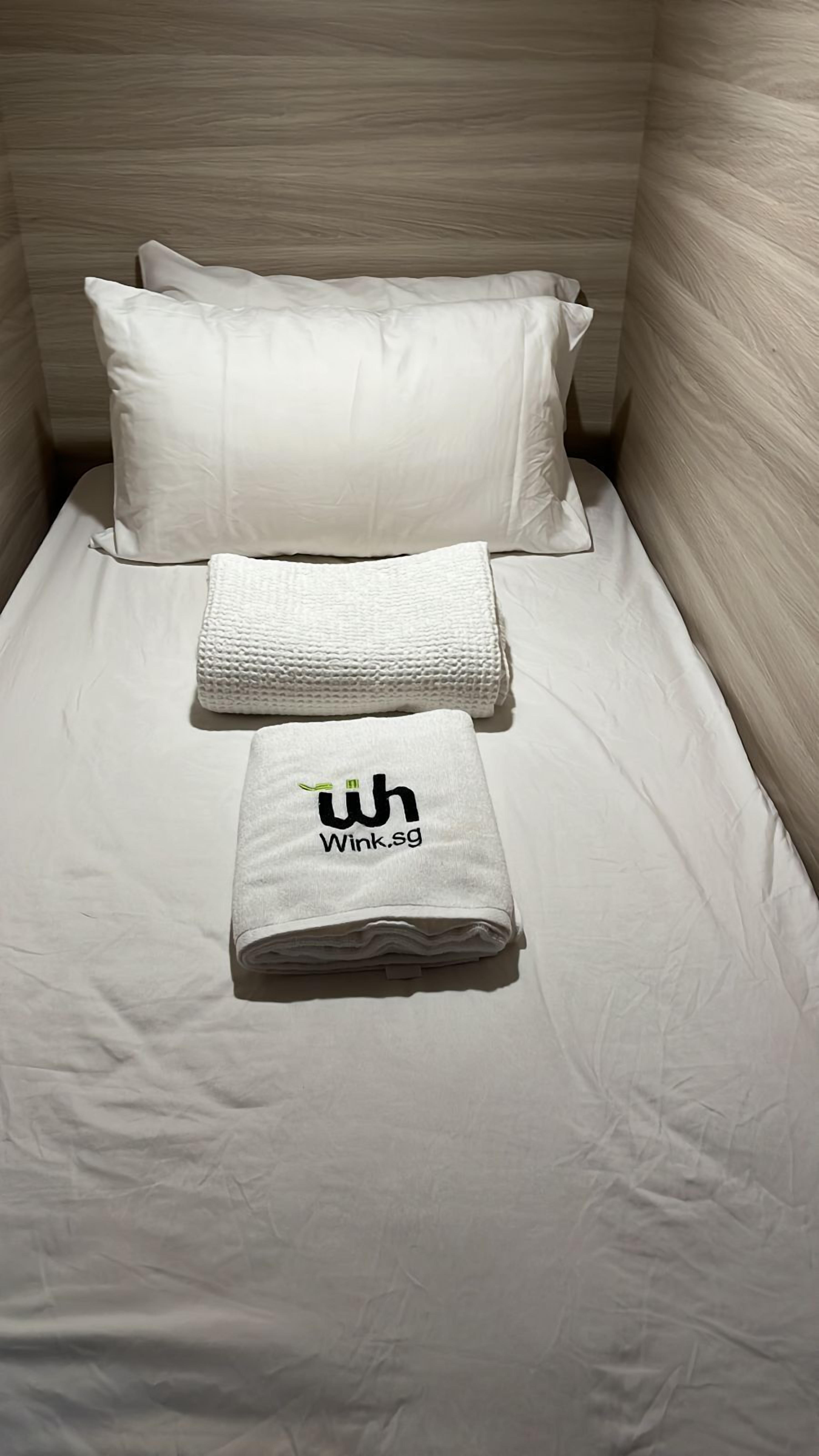 Photo - Wink at Upper Cross Street