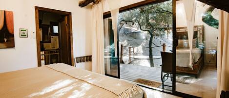 Presidential Room | Premium bedding, down comforters, memory foam beds