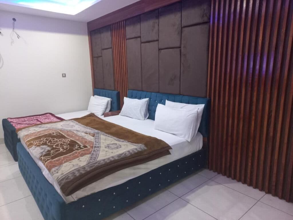 iron/ironing board, free wifi