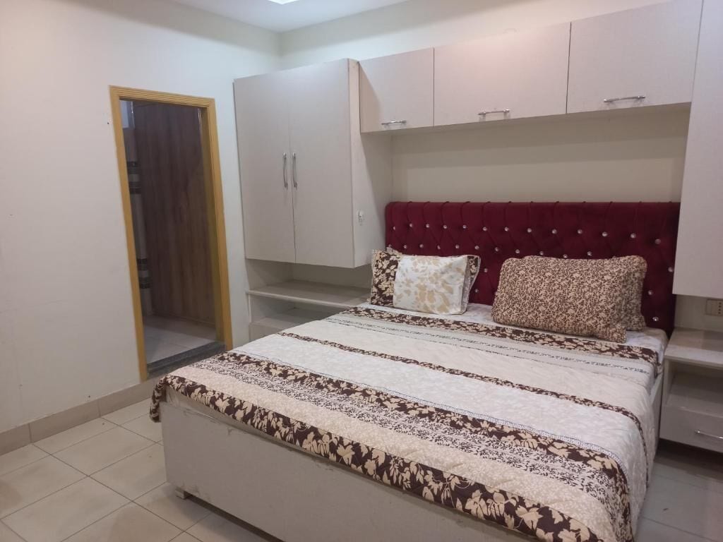 deluxe room | iron/ironing board, free wifi