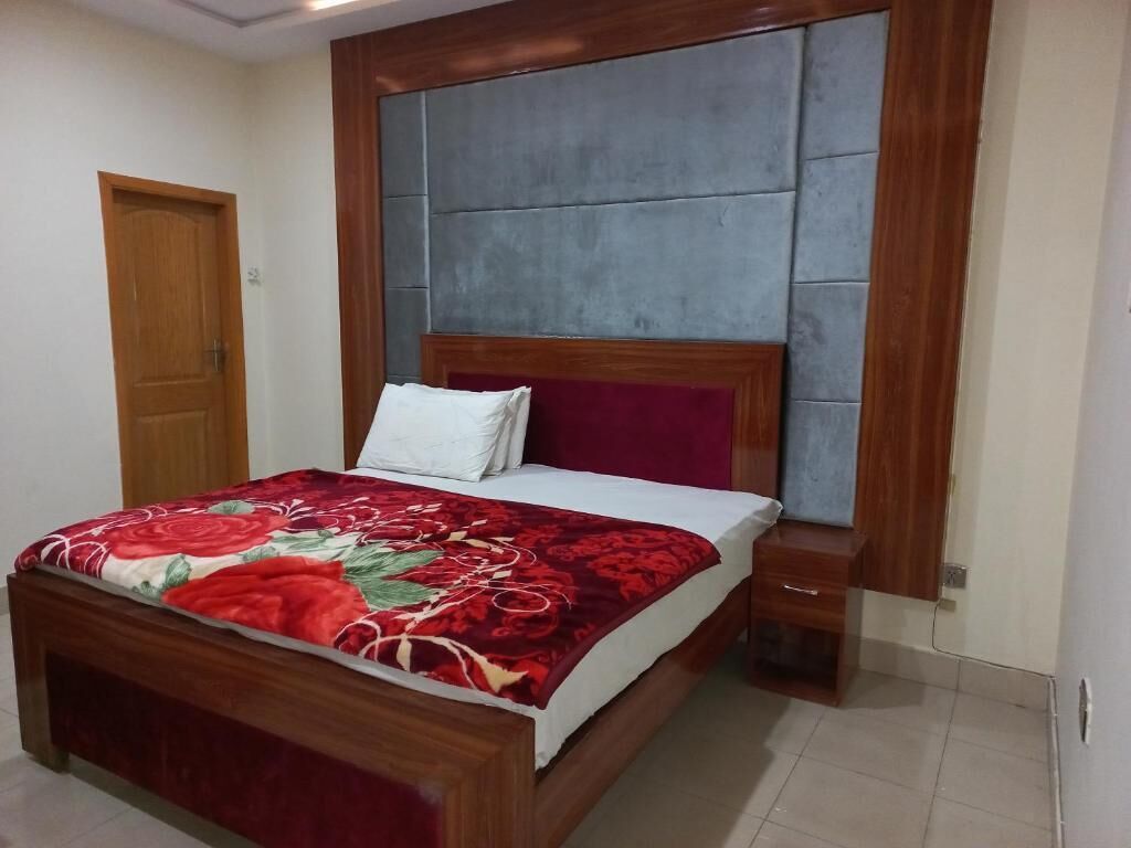 deluxe room | iron/ironing board, free wifi