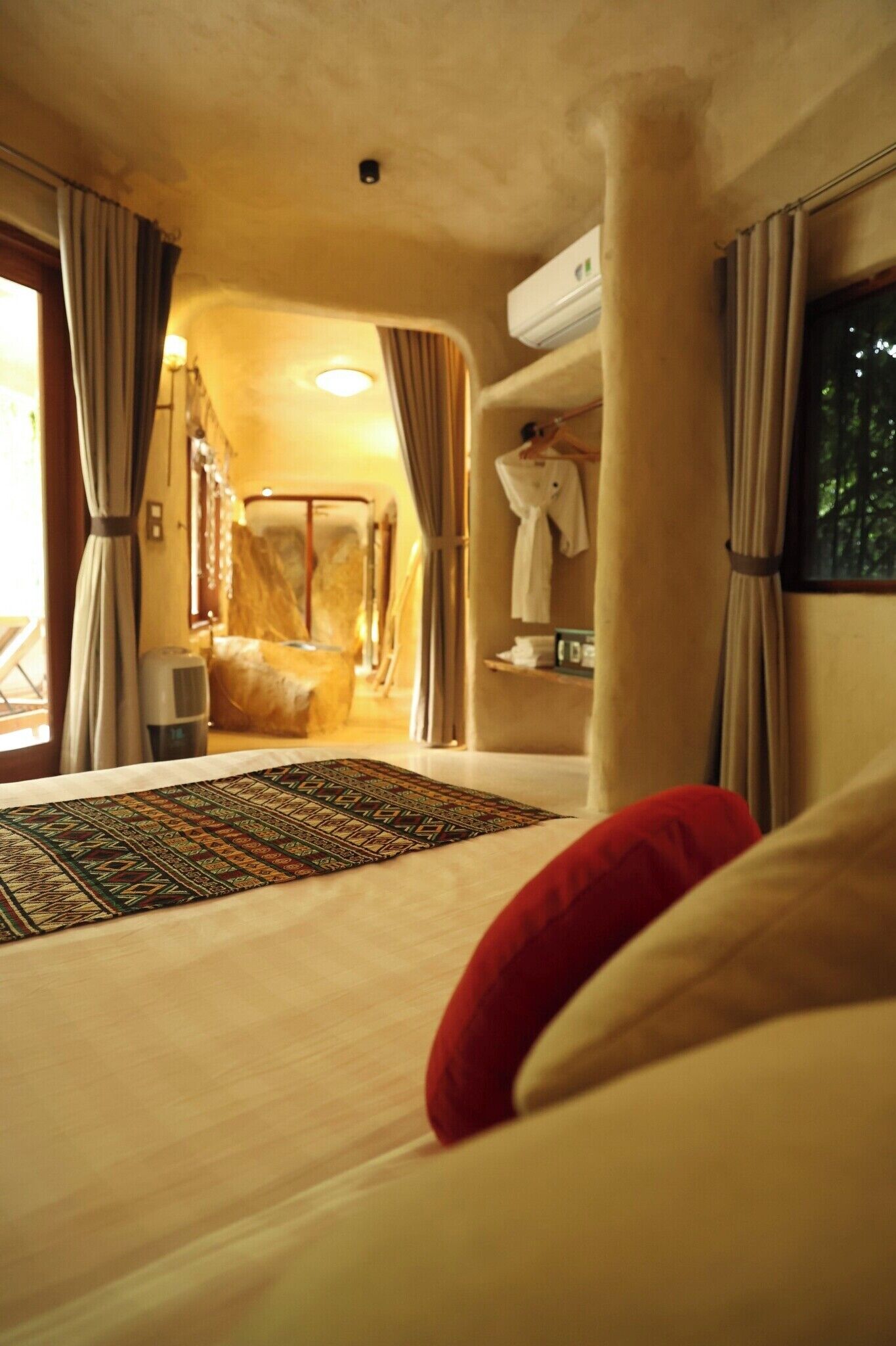 Minibar, in-room safe, desk, blackout drapes