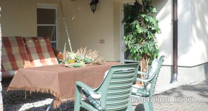 5 minutes to the "Heide Spa", 2 minutes to the rehabilitation clinic/ WKH