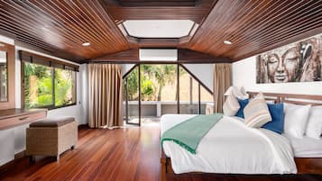 3 chambres, coffres-forts dans les chambres, fer et planche à repasser