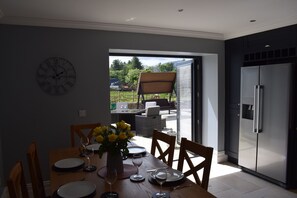 Dining - Beautifully renovated 4 Bed Detached House (Clonmany)
