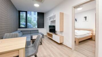 อพาร์ทเมนท์ | 2 ห้องนอน, เตารีด/โต๊ะรีดผ้า, Wi-Fi ฟรี, ผ้าปูที่นอน