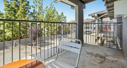 (Cozy studio, 1BED, 1BA, No kitchen)