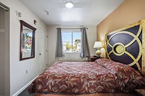 Een strijkplank/strijkijzer, wifi