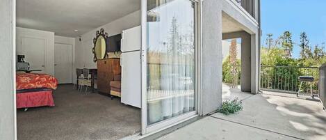 Iron/ironing board, WiFi