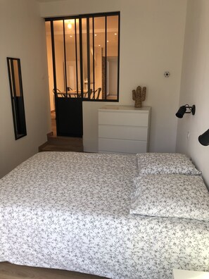 2 habitaciones, cuna de viaje, wifi y ropa de cama 