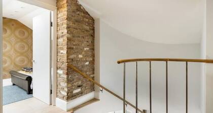 Amazing two bedroom penthouse with balcony