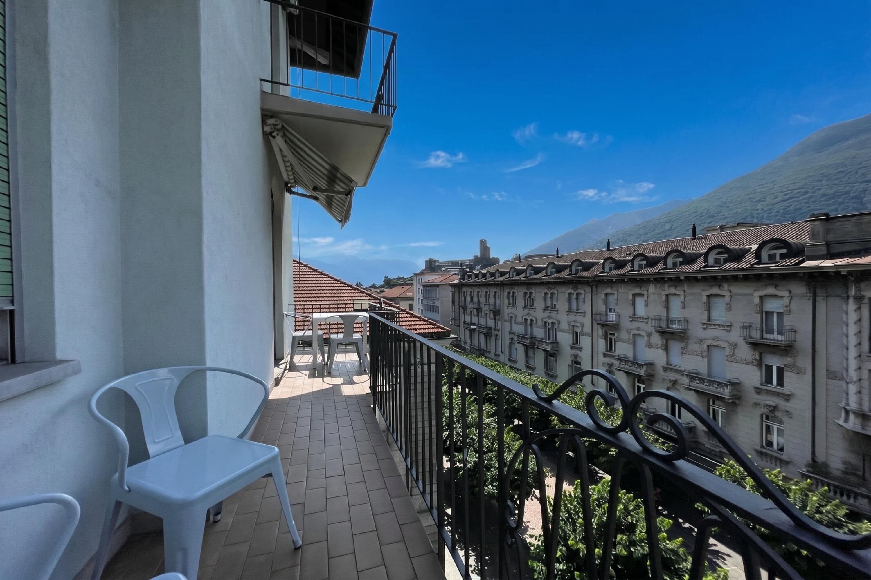 Family Apartment, Multiple Bedrooms (Castle view) | Balcony
