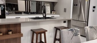 Beautiful New home in Throsby with  5 Bedrooms