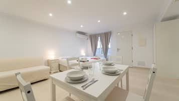 Estudio (B1) | Servicio a la habitación
