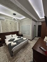 Deluxe-Doppelzimmer | Hochwertige Bettwaren, Zimmersafe, schallisolierte Zimmer