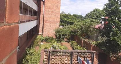 Spacious Executive Holiday Apartment In Bulawayo