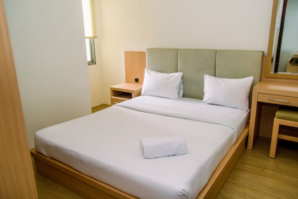Homey And Serene 2br At Great Western Resort Apartment - Jakarta