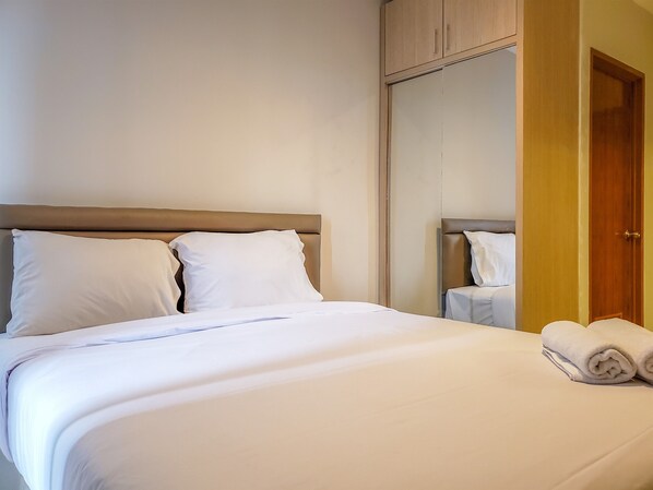 Free WiFi - Cozy Studio At Cinere Bellevue Suites Apartment (Depok)