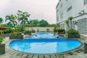 Outdoor pool - Comfortable And Tidy Studio At Margonda Residence 3 Apartment (Depok)