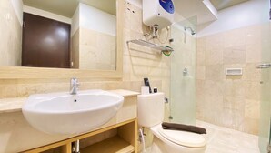 Unclassified image, 2 of 14, button - Warm And Comfort Studio Apartment At Braga City Walk (Bandung)