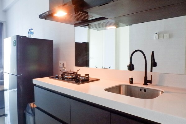 Apartment, 2 Bedrooms | Private kitchen