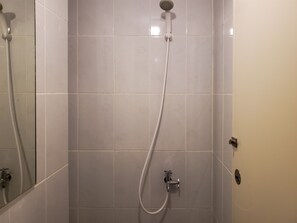 Studio, 2 makuuhuonetta | Kylpyhuone | Ilmaiset hygieniatuotteet, pyyhkeet