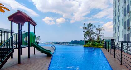 Fancy And Nice 1Br With Extra Room At Amartha View Apartment