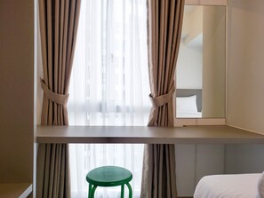 2 bedrooms, free WiFi - Nice And Elegant 2Br At 35Th Floor Tokyo Riverside Pik 2 Apartment (Teluknaga)