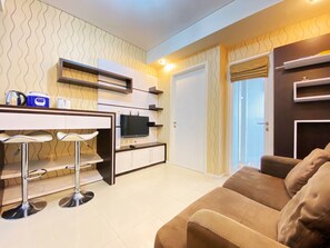 Apartment, 1 Schlafzimmer | Wohnbereich | Fernseher