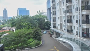 Thành phố nhìn từ nơi lưu trú