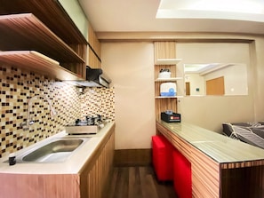 Private kitchen - Modern And Cozy Stay 2Br Apartment At Gateway Ahmad Yani Cicadas (Bandung)