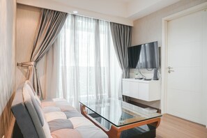 Living area - Stunning And Strategic 2Br Apartment At Casa Grande Residence (Jakarta)