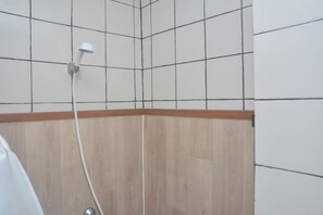 Lägenhet - 2 sovrum | Badrum | Gratis toalettartiklar och handdukar