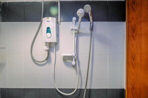 Bathroom - Classic And Cozy Studio At Cinere Bellevue Suites Apartment (Depok)