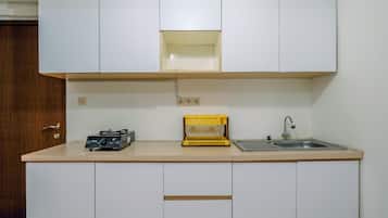 Apartemen, 2 kamar tidur | Dapur pribadi | Lemari es, kompor, dan peralatan masak/sendok-piring