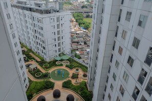Exterior - Strategic 1Br At Bassura City Apartment (Jakarta)