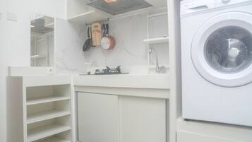 Leilighet, 2 soverom | Bad | Toalettartikler (inkludert) og håndklær