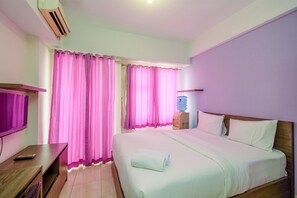 Free WiFi - Comfort Studio At Margonda Residence 3 Apartment (Depok)