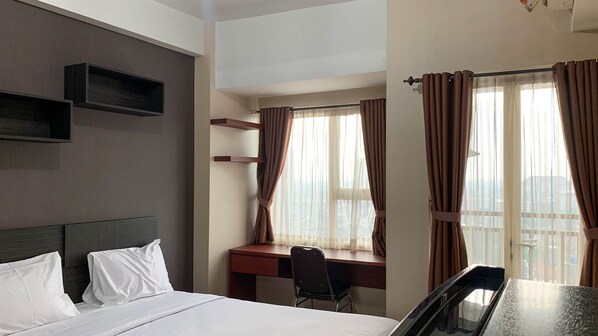 Free WiFi - Comfort And Homey Studio At Margonda Residence 5 Apartment (Depok)