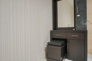 1 bedroom, free WiFi - Comfort Living 1Br At The Boulevard Apartment (Jakarta)