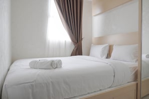 2 bedrooms, free WiFi - Comfort And Warm 2Br At Parkland Avenue Apartment (South Tangerang)