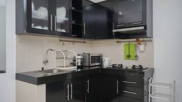 Apartemen, 2 kamar tidur | Dapur pribadi | Lemari es, kompor, dan peralatan masak/sendok-piring