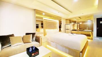 Studio | Wi-Fi gratis dan seprai linen