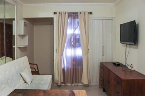 Apartemen, 2 kamar tidur | Area keluarga | TV