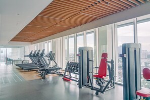 Gym - Elegant And Comfort 1Br At The Smith Alam Sutera Apartment (Tangerang)