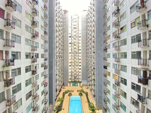 Exterior - Homey 1Br At Jarrdin Cihampelas Apartment (Bandung)