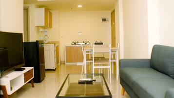 Apartemen, 2 kamar tidur | Area keluarga | TV