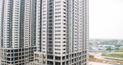 Comfort And Well Design 2Br With Working Room At Meikarta Apartment
